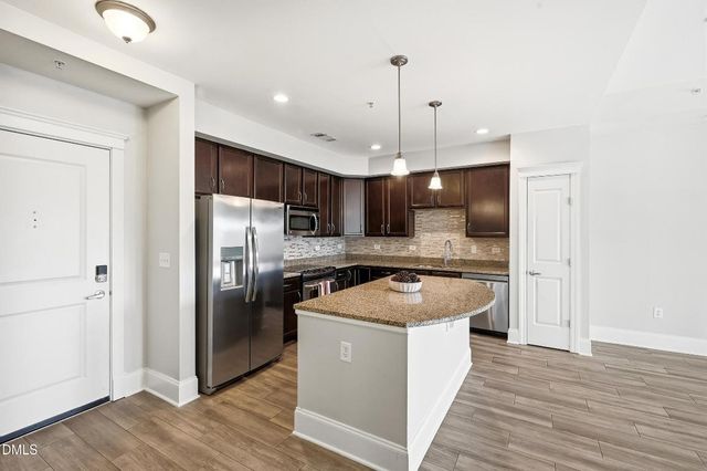 222 Glenwood Avenue 709, Raleigh, NC 27603