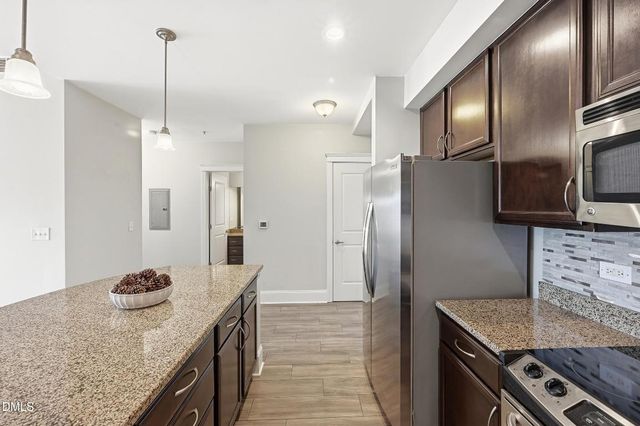 222 Glenwood Avenue 709, Raleigh, NC 27603