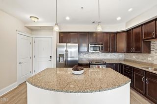 222 Glenwood Avenue 709, Raleigh, NC 27603