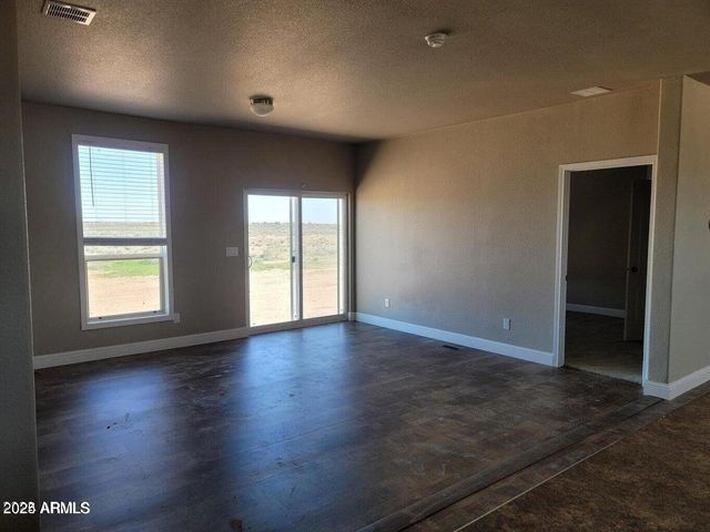 2930 N 333RD Avenue, Tonopah, AZ 85354