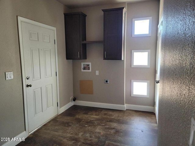 2930 N 333RD Avenue, Tonopah, AZ 85354