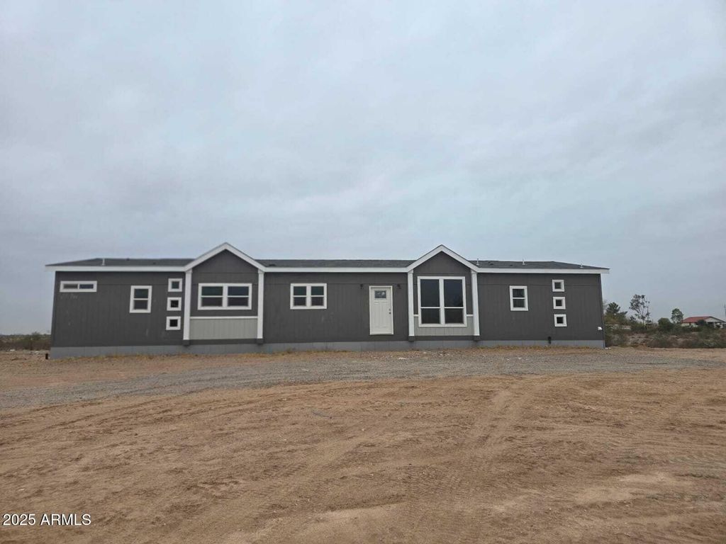 2930 N 333RD Avenue, Tonopah, AZ 85354