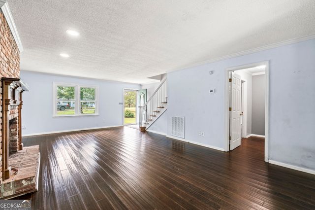 6698 Chriswood Drive, Macon, GA 31216