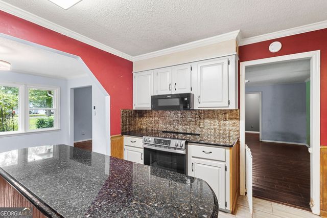 6698 Chriswood Drive, Macon, GA 31216