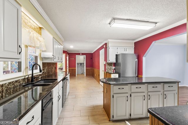6698 Chriswood Drive, Macon, GA 31216