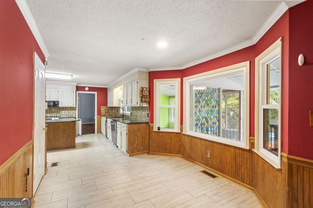 6698 Chriswood Drive, Macon, GA 31216