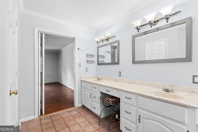 6698 Chriswood Drive, Macon, GA 31216