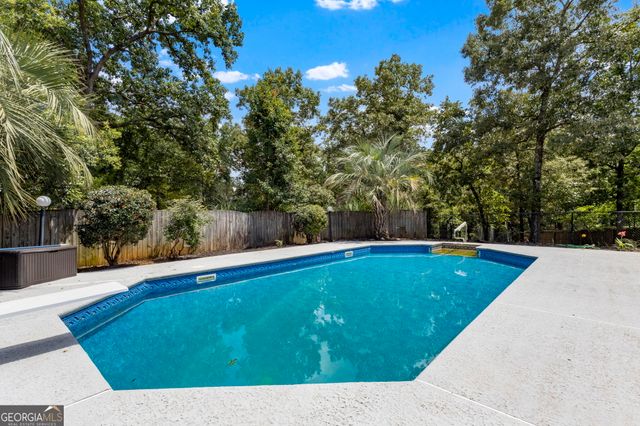 6698 Chriswood Drive, Macon, GA 31216