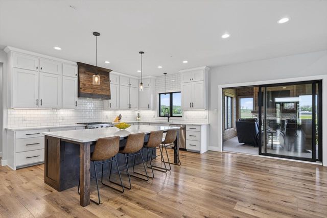 3006 Curtis Court, Sun Prairie, WI 53590