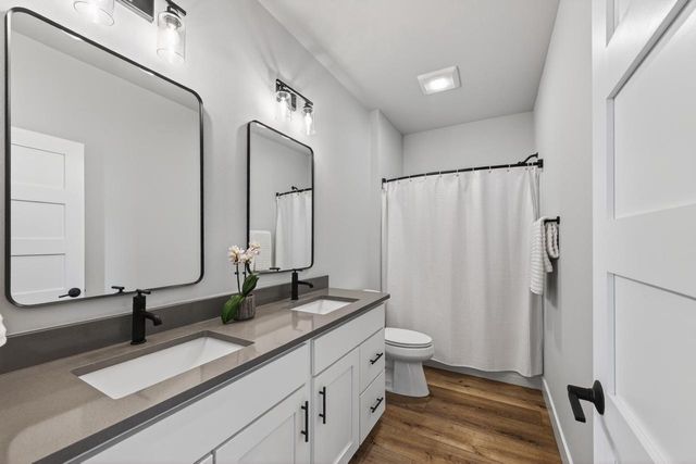 3006 Curtis Court, Sun Prairie, WI 53590