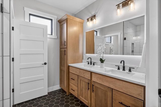 3006 Curtis Court, Sun Prairie, WI 53590