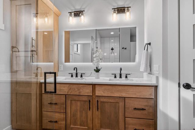 3006 Curtis Court, Sun Prairie, WI 53590