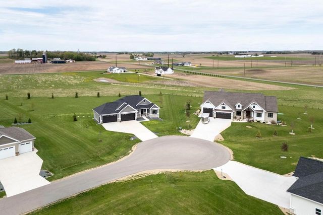 3006 Curtis Court, Sun Prairie, WI 53590