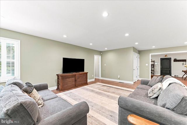 61 DUNCAN LN, Springfield, PA 19064