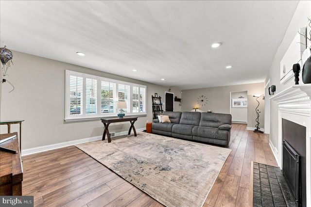 61 DUNCAN LN, Springfield, PA 19064
