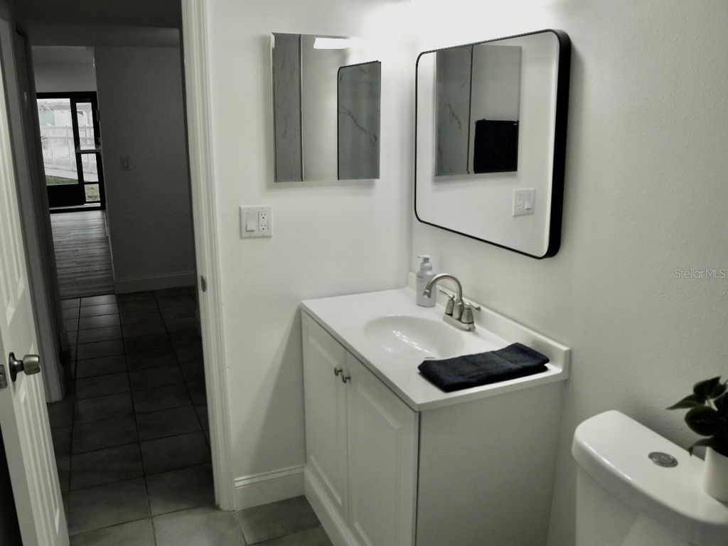 Image 19 of property listing at 11525 8TH WAY N 509, St Petersburg, FL 33716