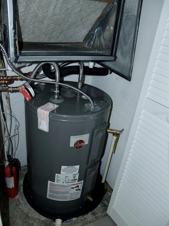 Image 23 of property listing at 11525 8TH WAY N 509, St Petersburg, FL 33716