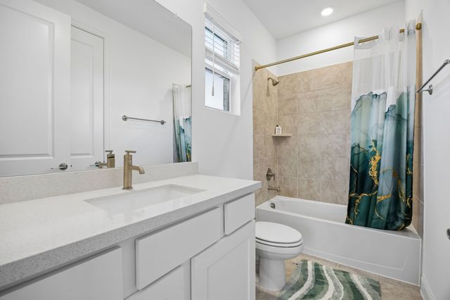 1401 Chestnut Gdn, Northlake, TX 76226