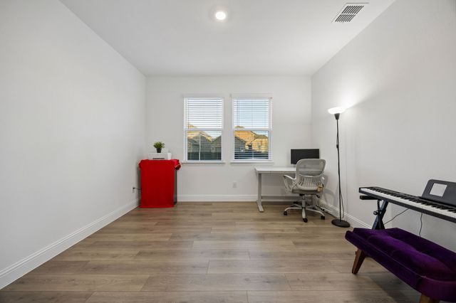 1401 Chestnut Gdn, Northlake, TX 76226