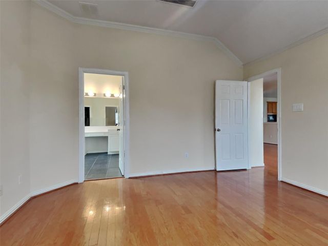 3009 Fallbrook Court, Pearland, TX 77584