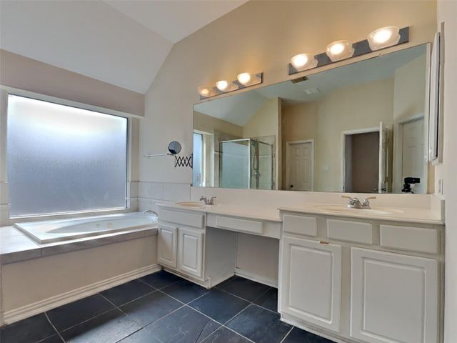 3009 Fallbrook Court, Pearland, TX 77584