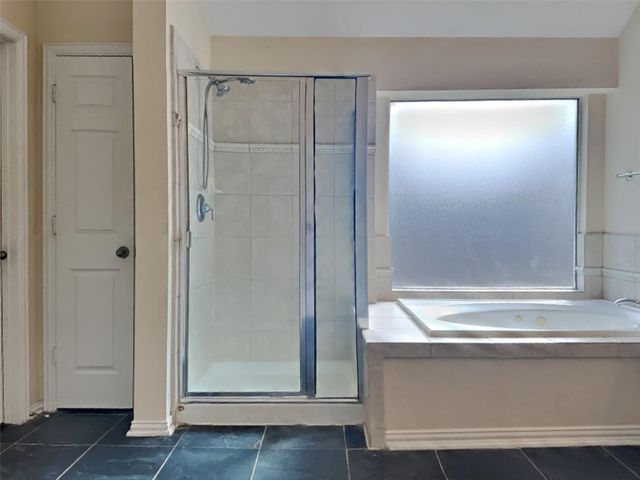 3009 Fallbrook Court, Pearland, TX 77584