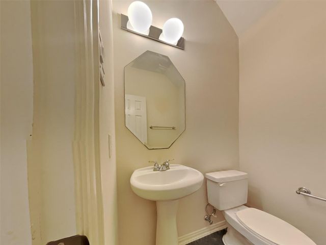 3009 Fallbrook Court, Pearland, TX 77584