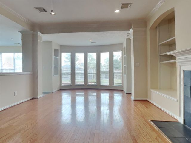 3009 Fallbrook Court, Pearland, TX 77584