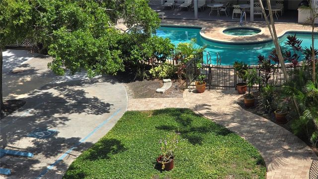 3211 W SWANN AVENUE 1005, Tampa, FL 33609