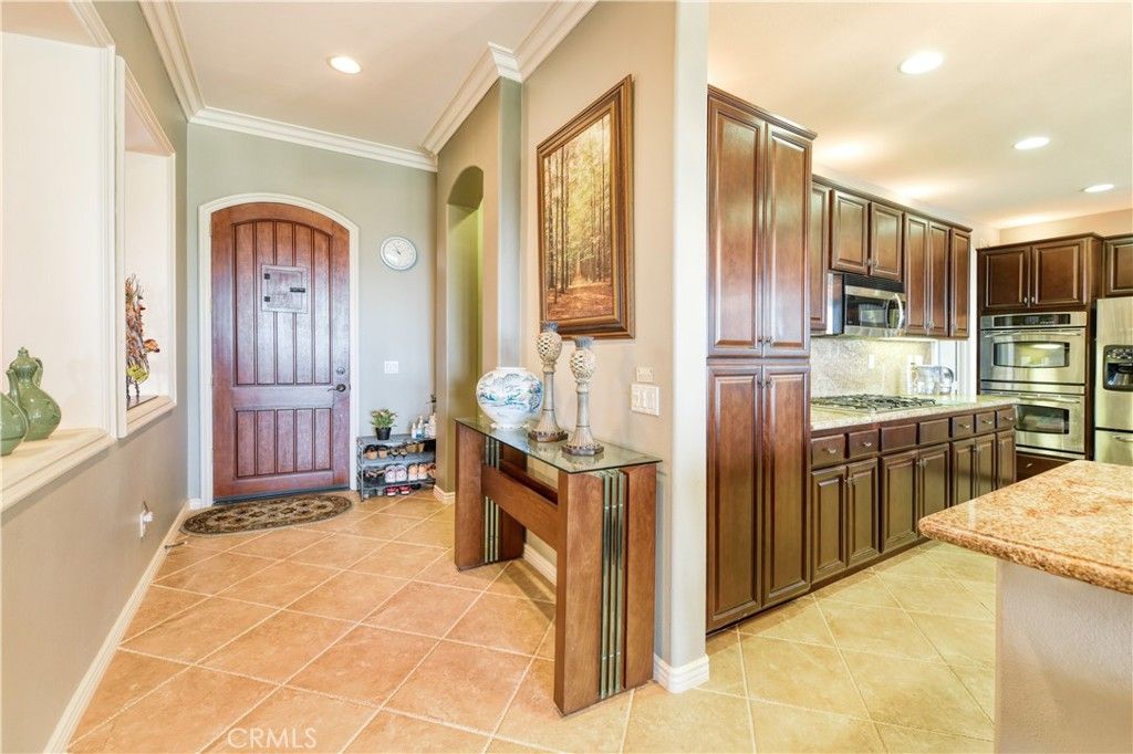 8784 Larkspur Dr., Corona, CA 92883 — photo 4