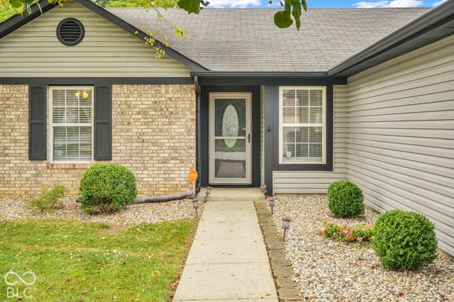 12760 Glengary Drive, Fishers, IN 46038