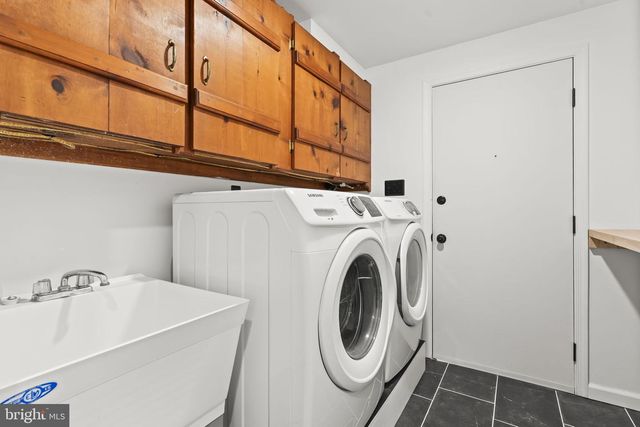 8580 CRAIN HWY, La Plata, MD 20646