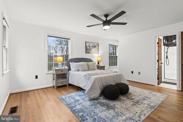 8580 CRAIN HWY, La Plata, MD 20646