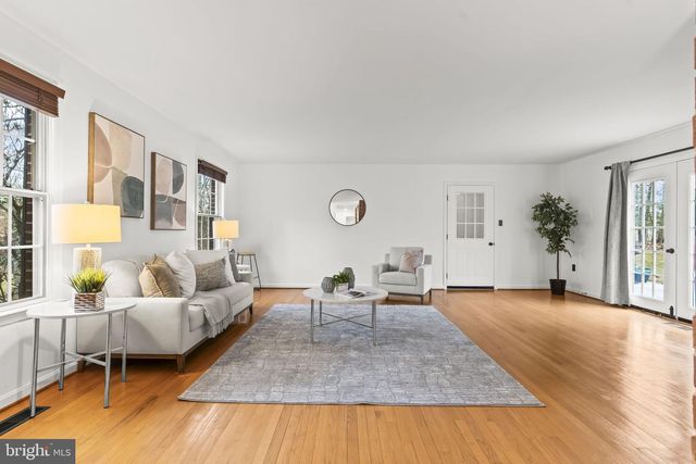 8580 CRAIN HWY, La Plata, MD 20646