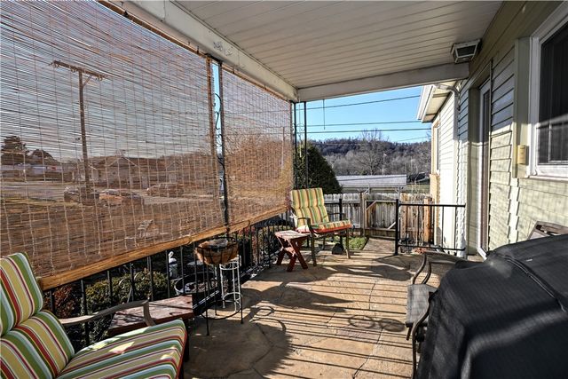 720 Graham St, Belle Vernon, PA 15012