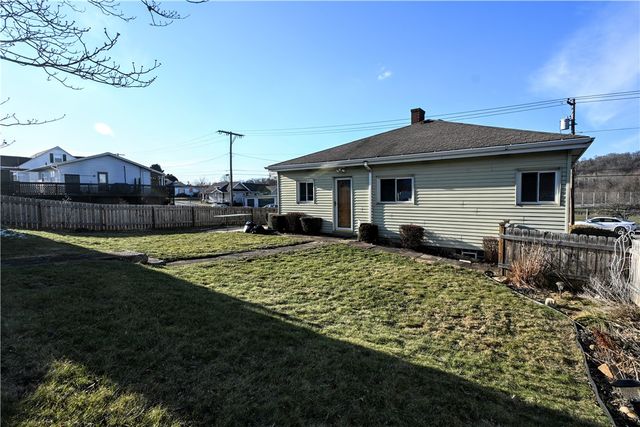 720 Graham St, Belle Vernon, PA 15012