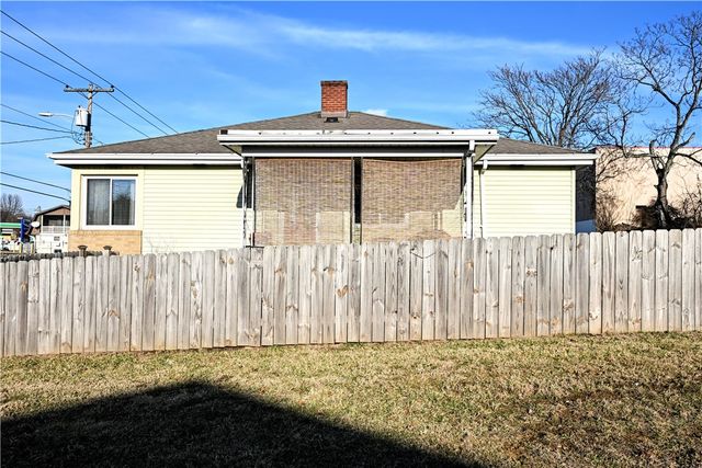 720 Graham St, Belle Vernon, PA 15012