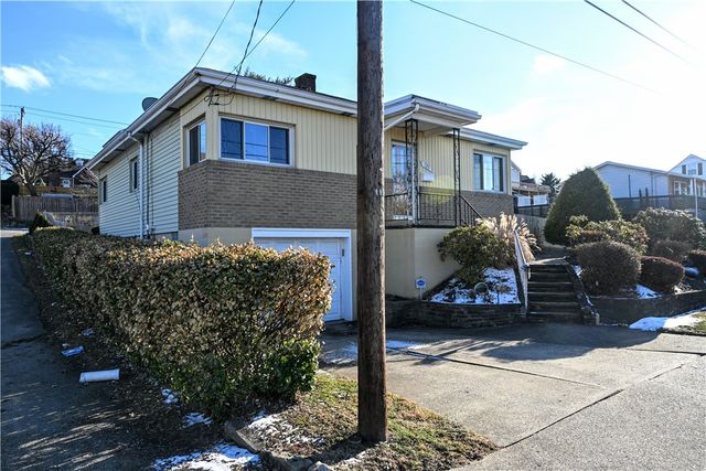 720 Graham St, Belle Vernon, PA 15012