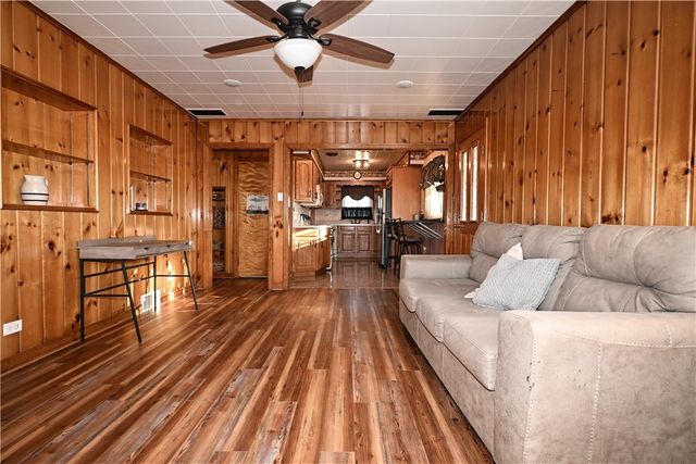 720 Graham St, Belle Vernon, PA 15012