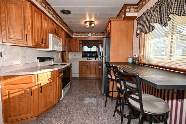 720 Graham St, Belle Vernon, PA 15012