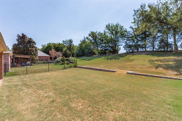 1318 Shinnecock Court, Fairview, TX 75069