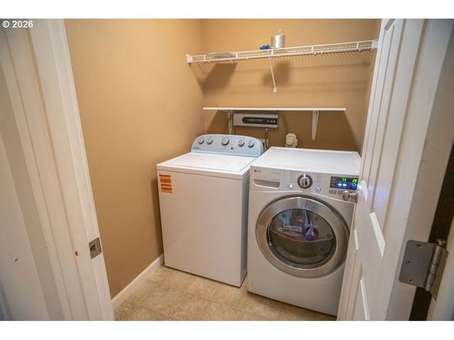 165 PEACH TREE Ct, Woodland, WA 98674