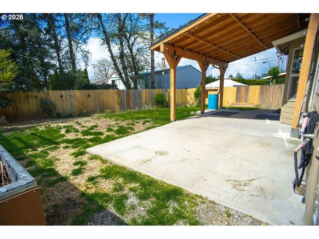 165 PEACH TREE Ct, Woodland, WA 98674