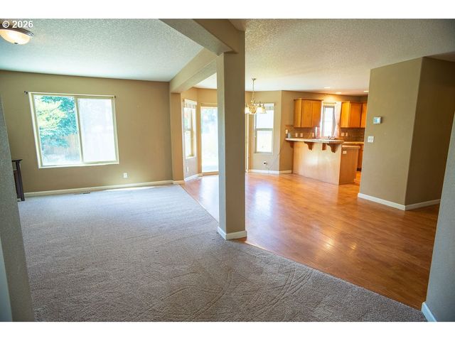 165 PEACH TREE Ct, Woodland, WA 98674