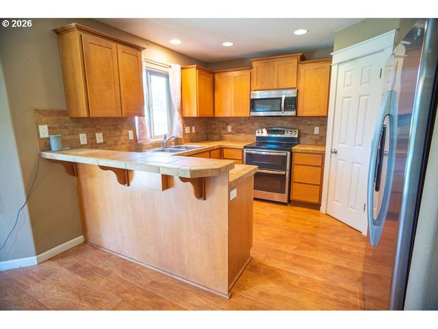 165 PEACH TREE Ct, Woodland, WA 98674