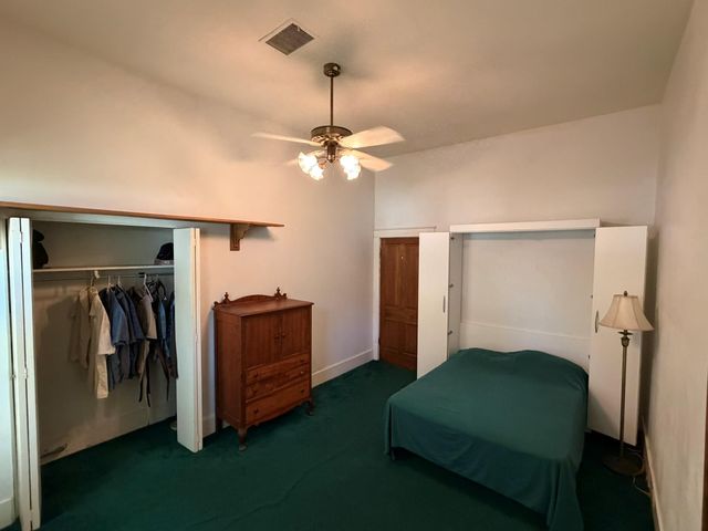 701 Garwood ST, Smithville, TX 78957