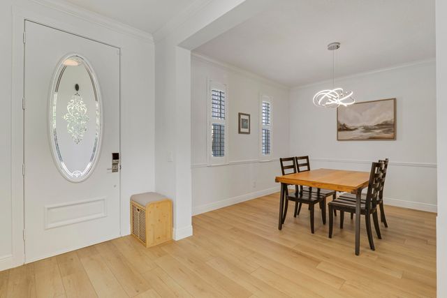 136 Newcastle Drive, Jupiter, FL 33458