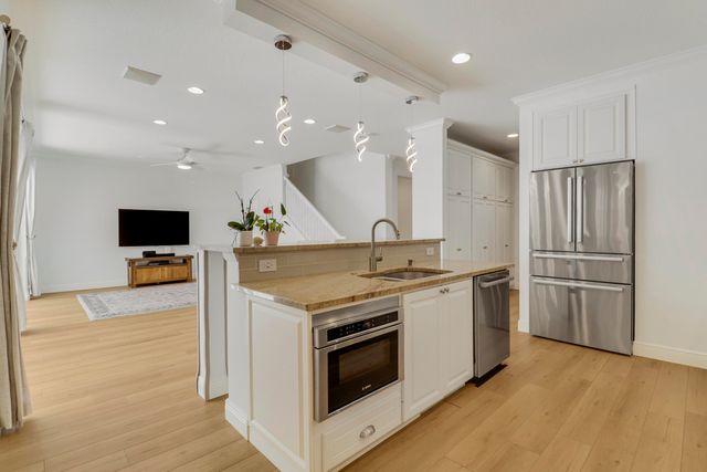 136 Newcastle Drive, Jupiter, FL 33458