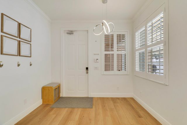 136 Newcastle Drive, Jupiter, FL 33458