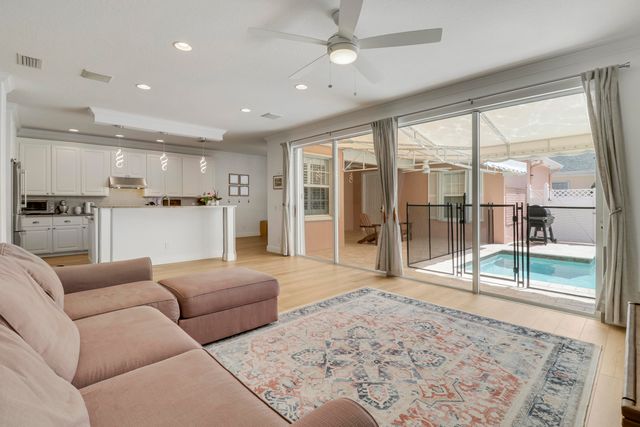 136 Newcastle Drive, Jupiter, FL 33458